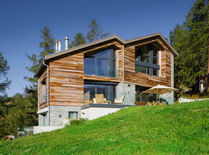 93_Aussenansicht_Sommer_Cervo