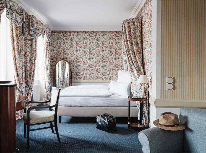 022_Schoene-Aussichten-Touristik-ameron-neuschwanstein-alpsee-resort-spa-zimmer-suite-jaegerhaus3_1f5f4bc73b