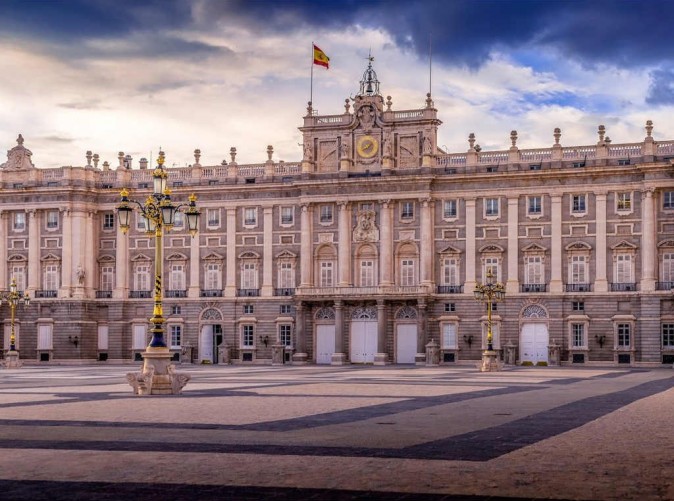 SchoeneAussichtenTouristik-Madrid-3462249_pixabay