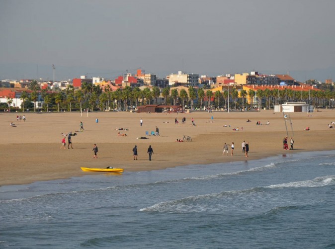 SchoeneAussichtenTouristik-Valenica-Strand-1850556_pixabay