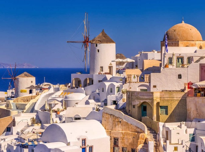 SchoeneAussichtenTouristik-Santorini-pixabay-4996870_1280