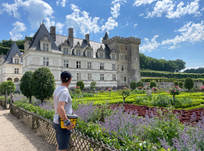0045_eurobike_radreisen_schloesser_loire_schloss_radler